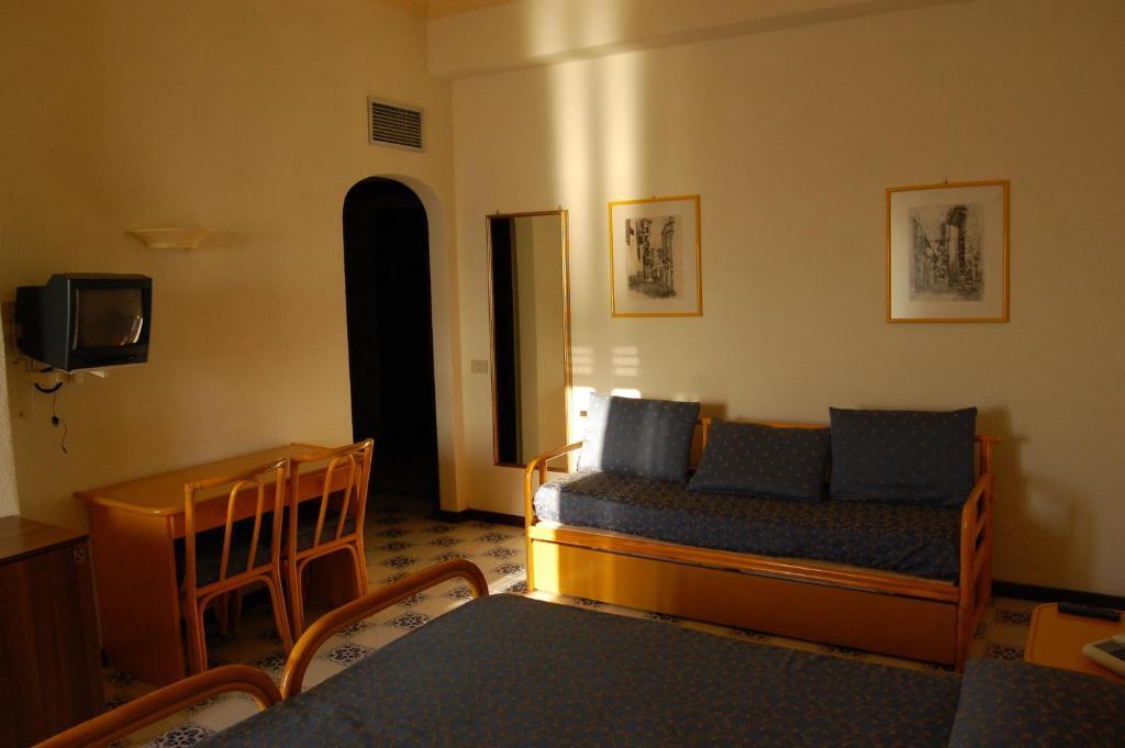 Hotel Giardino Sul Mare Lipari  Oda fotoğraf